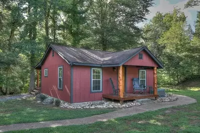 The Flint Rock Cabin in the Great Smoky Mountains.