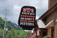 bennett's pit bar-b-que has some of the best BBQ in Gatlinburg TN