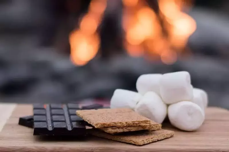 smores ingredients