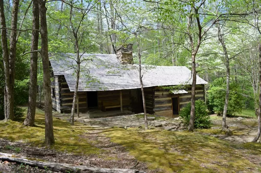 hiking club cabin