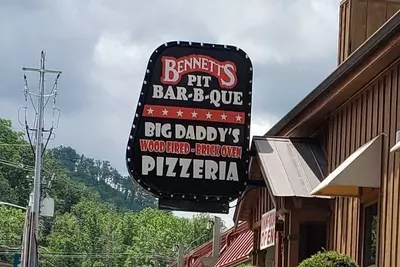 big daddy's pizzeria is one of the top restaurants in Gatlinburg
