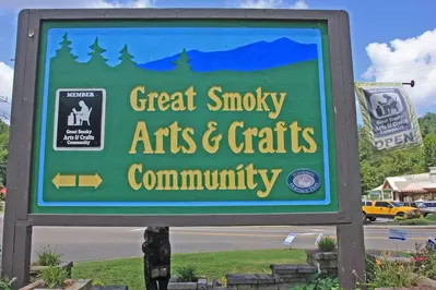Great Smoky Arts & Crafts Community in Gatlinburg